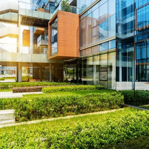 Vos bureaux ferment pas vos jardins